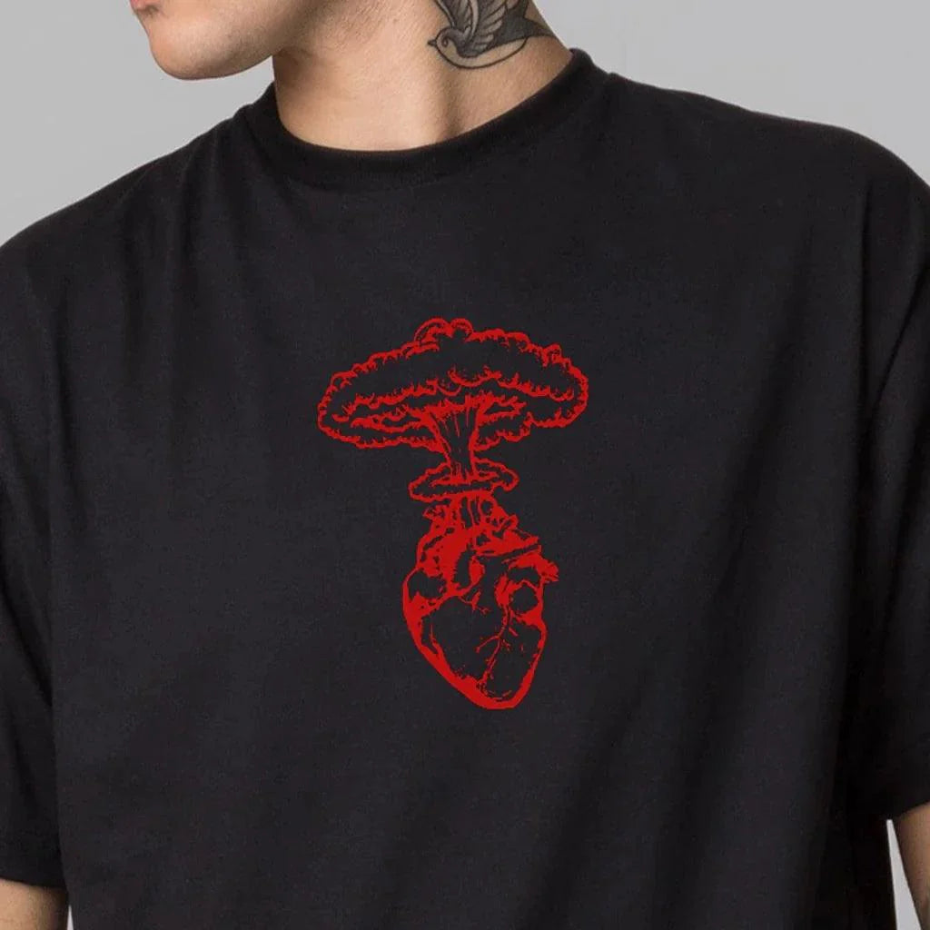 Camiseta Hearth Exploding Coração